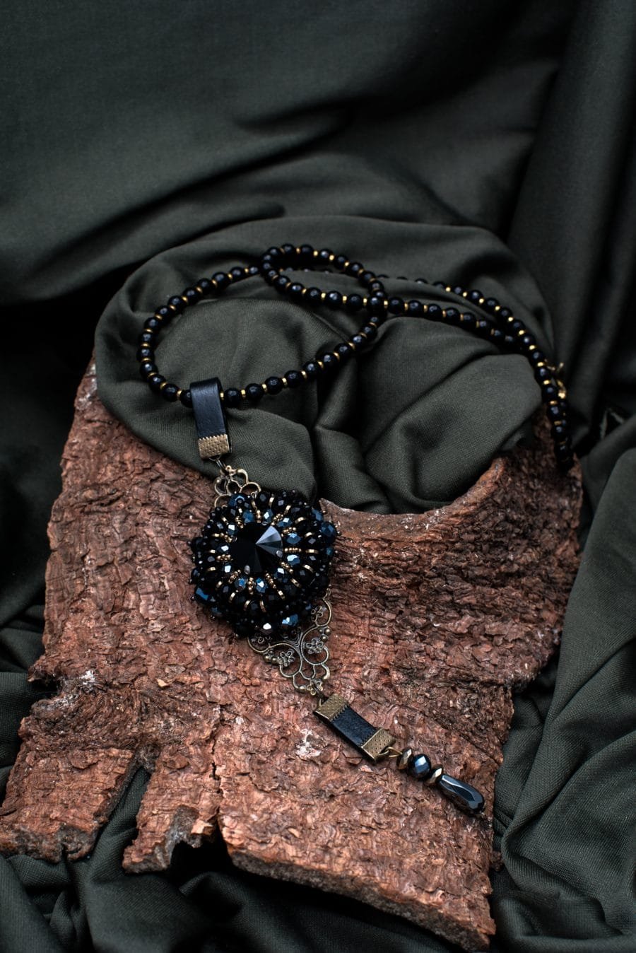 Handmade necklace with hematites - Image 2