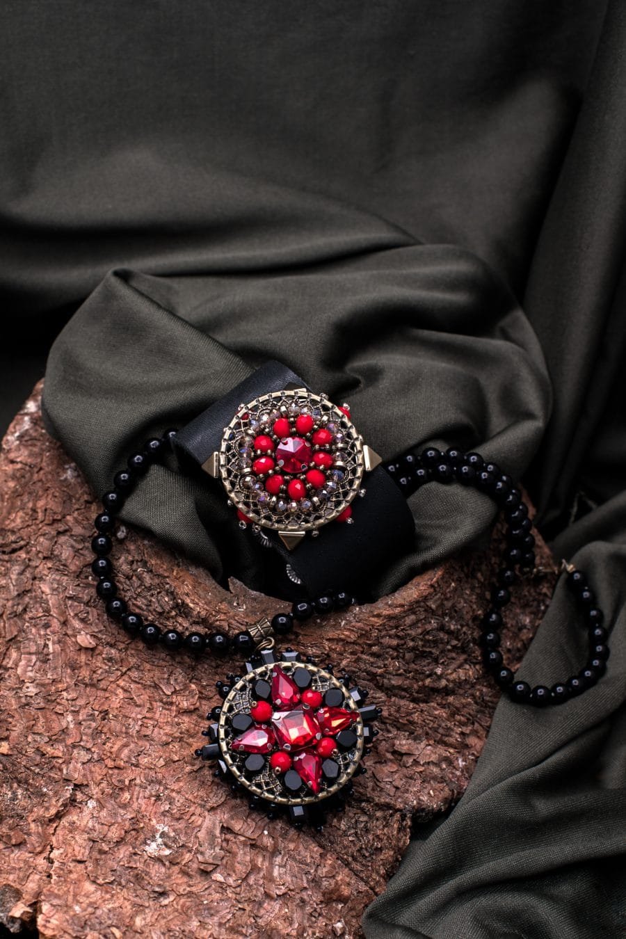 Handmade jewellery set "Red Sparkle" - Image 3