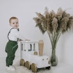 Moss color linen suit for boy - Image 3