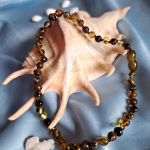 Children's necklace in green amber (various lengths) - Image 3