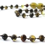 Children's necklace in green amber (various lengths) - Image 5