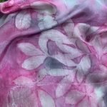 Scarf in real silk with hydrangea patterns - Image 3