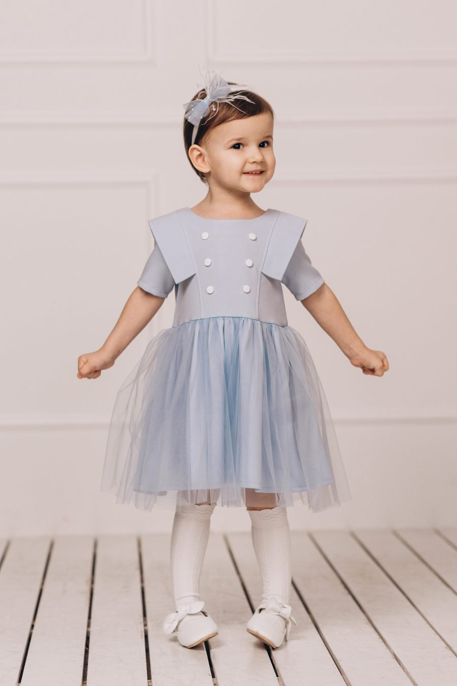 Gorgeous blue dress for a girl with tulle skirt