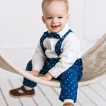 Dark blue natural linen suit for boy with spots - Image 2
