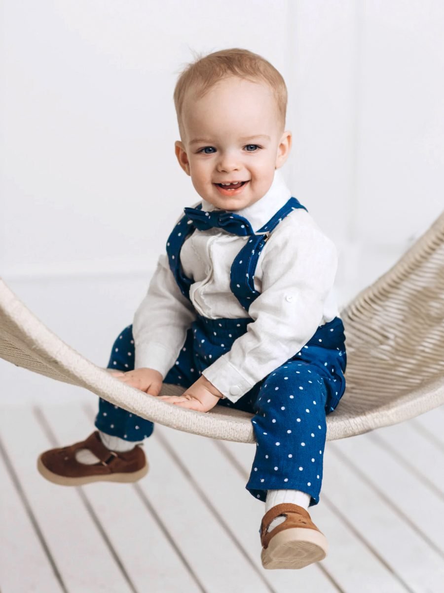 Dark blue natural linen suit for boy with spots - Image 2