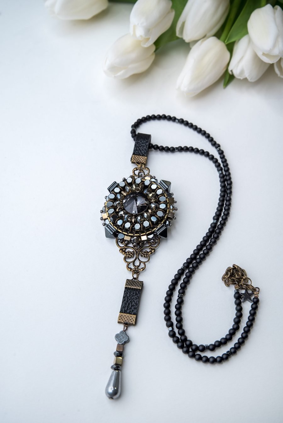 Elegant necklace made of shungite stones