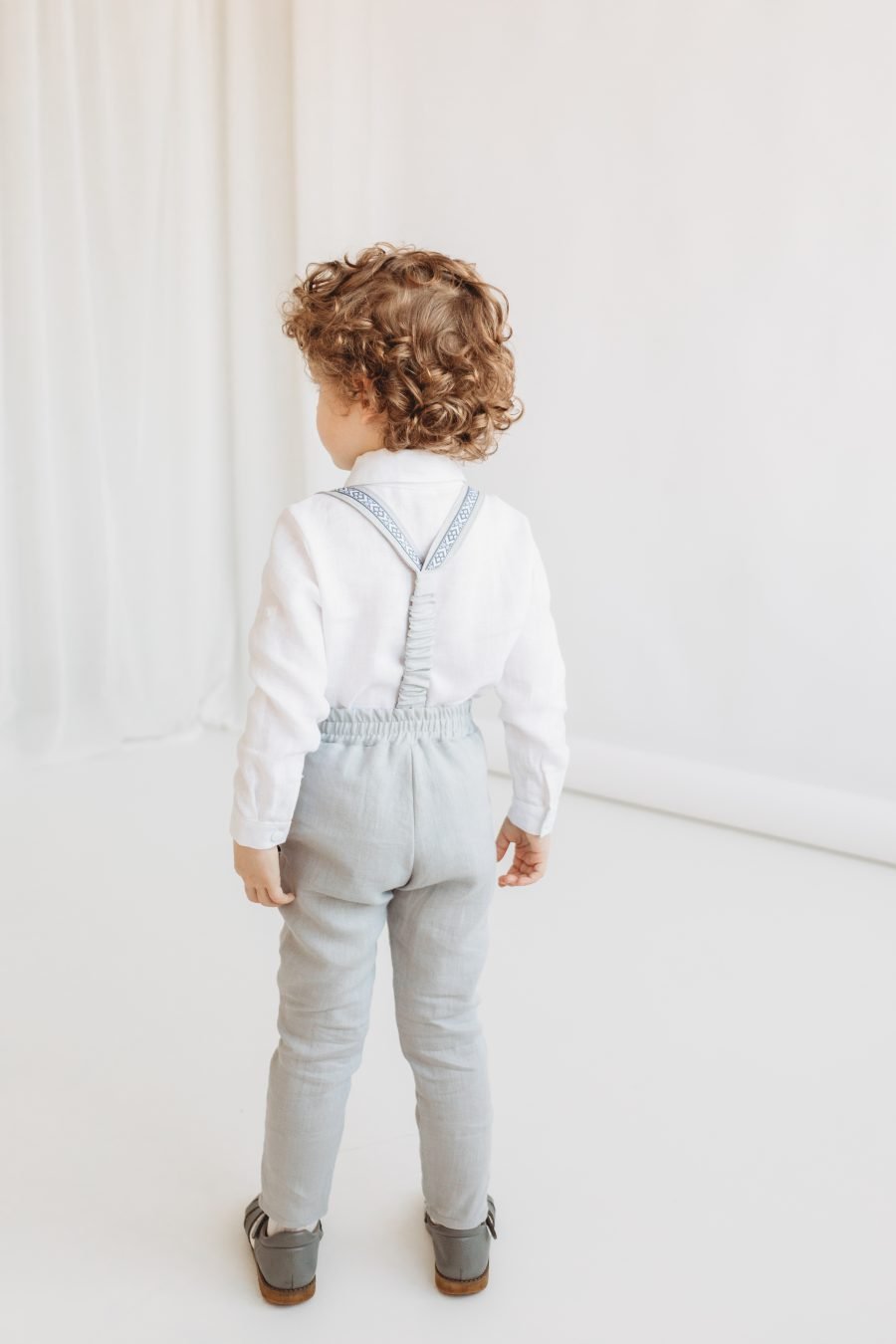 Grey linen suit for boy with braces, bowtie - Image 4