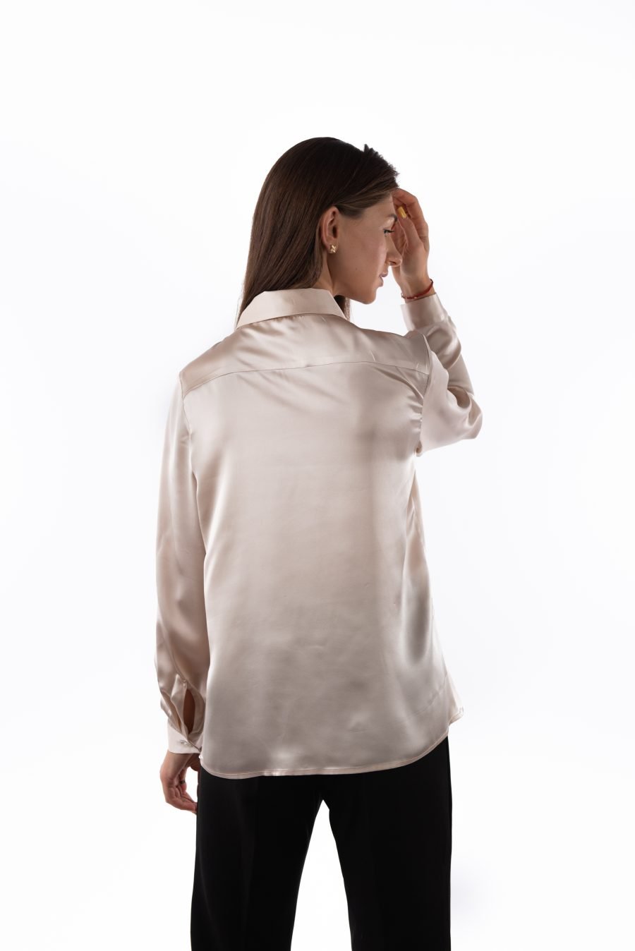 Long-sleeved blouse in natural silk (nude) - Image 3