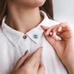 Small handmade brooch with forget-me-nots - Image 2