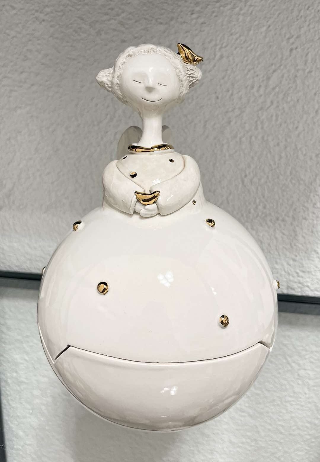 Handmade jar "Girl with golden bird" - Image 4