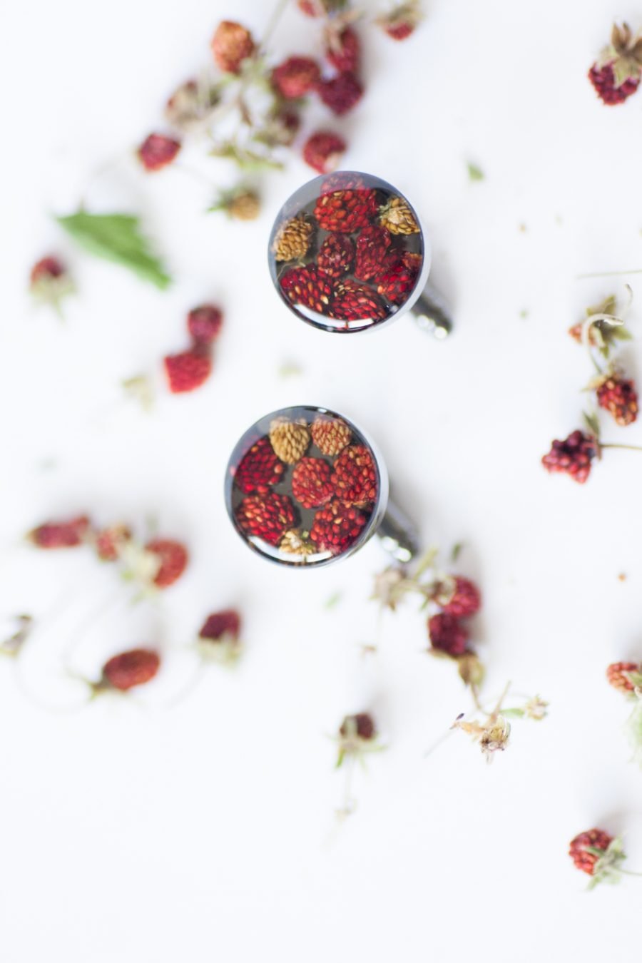 Hand made hirt cufflinks with natural strawberries