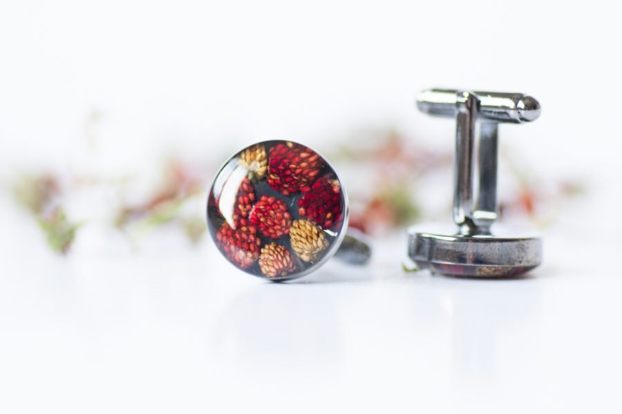 Hand made hirt cufflinks with natural strawberries - Image 3