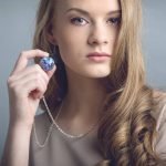 Handmade necklace with hydrangea - Image 4