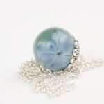 Handmade necklace with hydrangea - Image 3