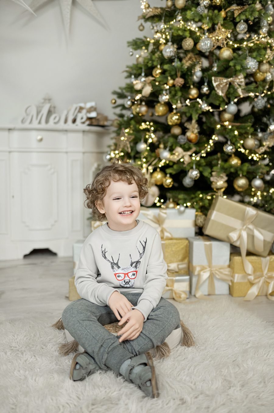 Children's Christmas costume with a festive moose - Image 2