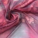 Bright raspberry-coloured scarf in pure silk - Image 5