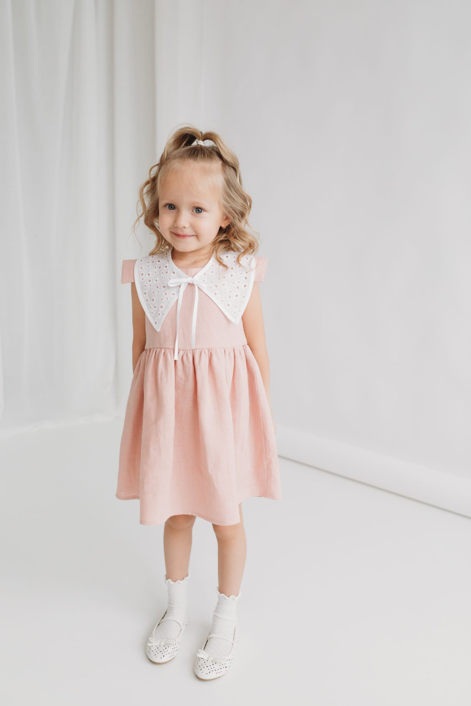 Pink dress for a girl made of natural linen - Image 4