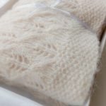 Lightweight, soft, hand-knitted baby blanket - Image 4
