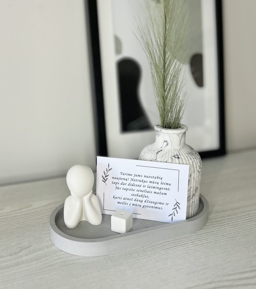 Handmade gift set for future grandparents