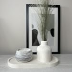 Handmade interior details: tray, vase and candle - Image 2