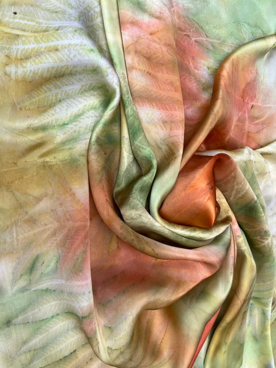Handmade scarf made of natural silk "Grasshopper music" - Image 4